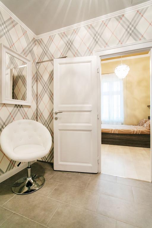 Parliment Luxury Apartment Budapest Luaran gambar